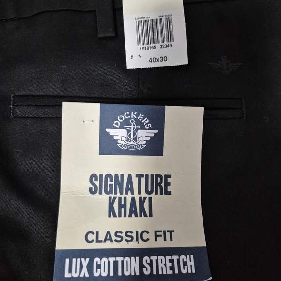 Dockers Signature Black Classic Fit Khaki Pants Size 40×30 - Picture 4 of 9